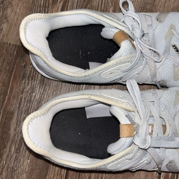 Nike Air Max gray & white lite weight breathable mesh size 9.5. - Picture 11 of 11